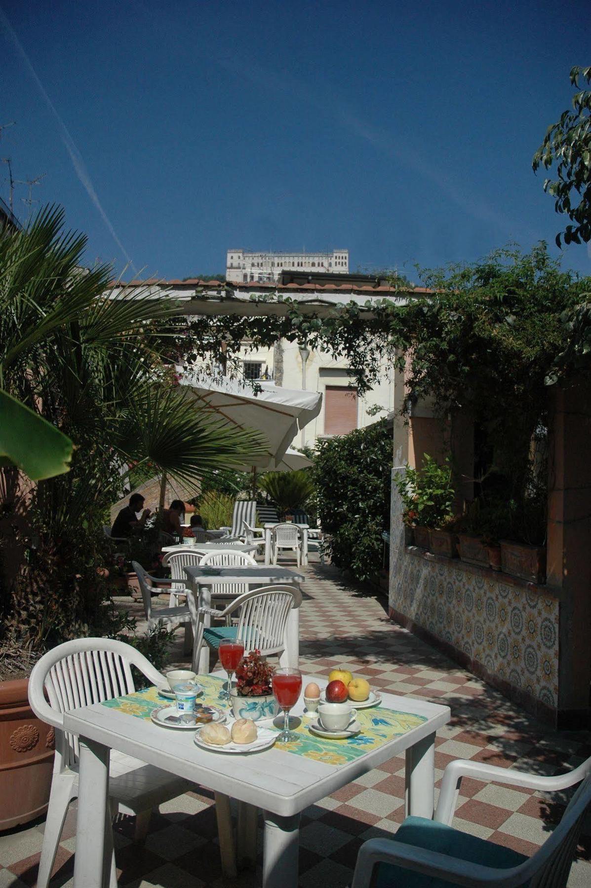 Hotel Toledo Nápoles Exterior foto